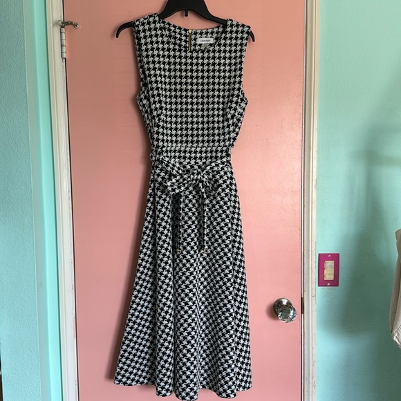 Calvin Klein dress - Picture 5 of 6